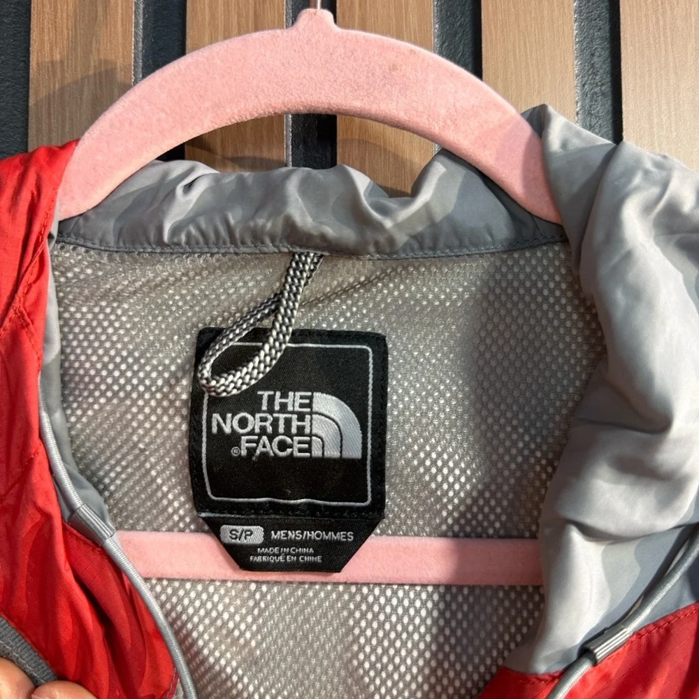 The North Face‎ Red Jacket Sz S